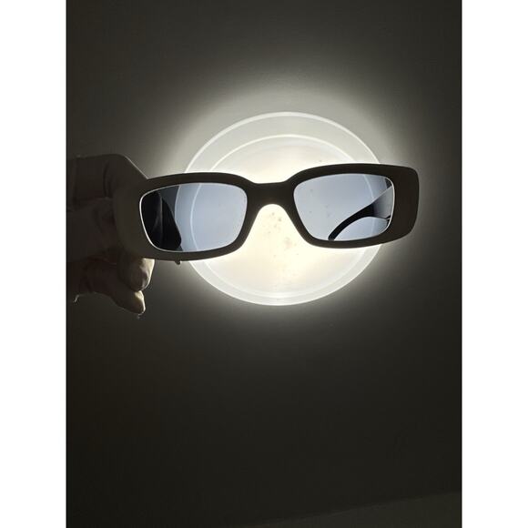 Vintage 90s GUCCI - Picture 3 of 12